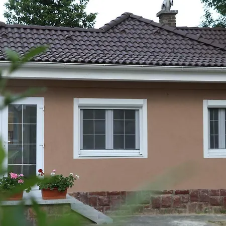 Willa Exclusive Beachfront